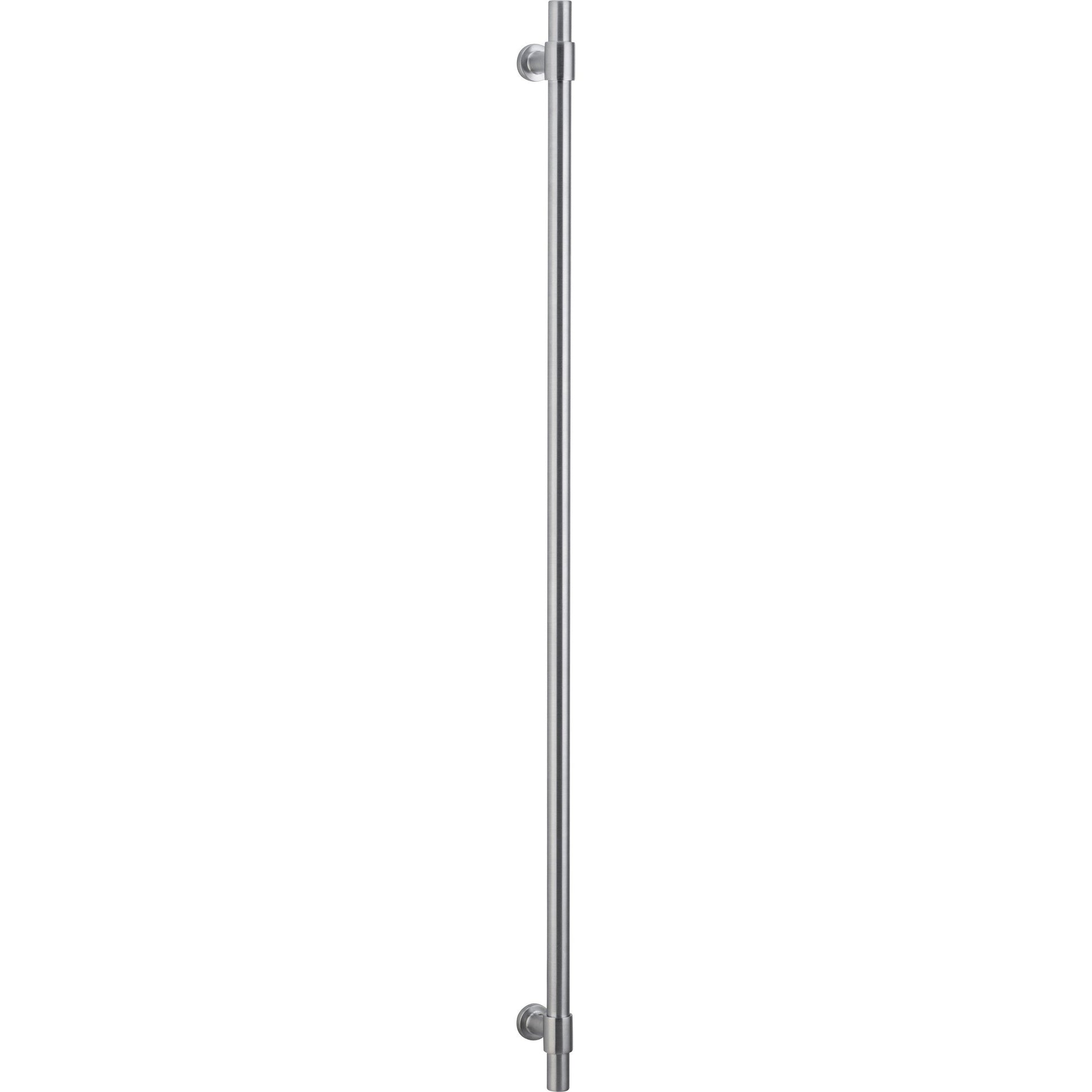Iver Pull Handle Helsinki Brushed Chrome CTC900mm