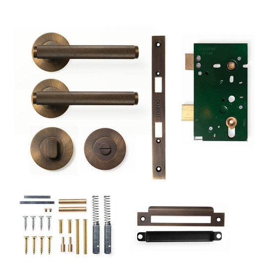 Momo Bellevue Knurled Door Handle Mortice Lock Privacy Set Bronze